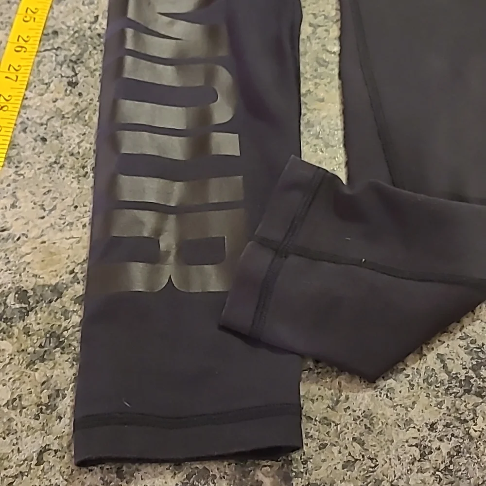 WOMEN'S UNDER ARMOUR LEGGINGS - Picture 9 of 11